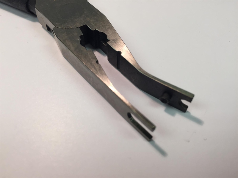Logic RC Deluxe Ball Link Pliers T-LG005