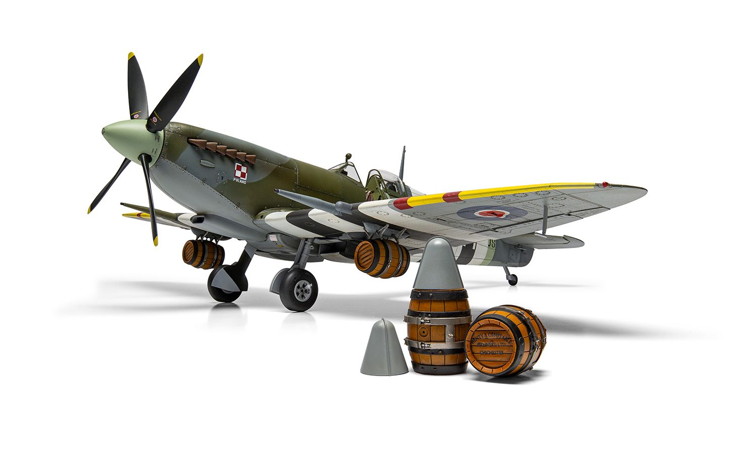 Airfix 1:24 Spitfire Mk.IXC - Flying Dray "beer delivery" A17001A