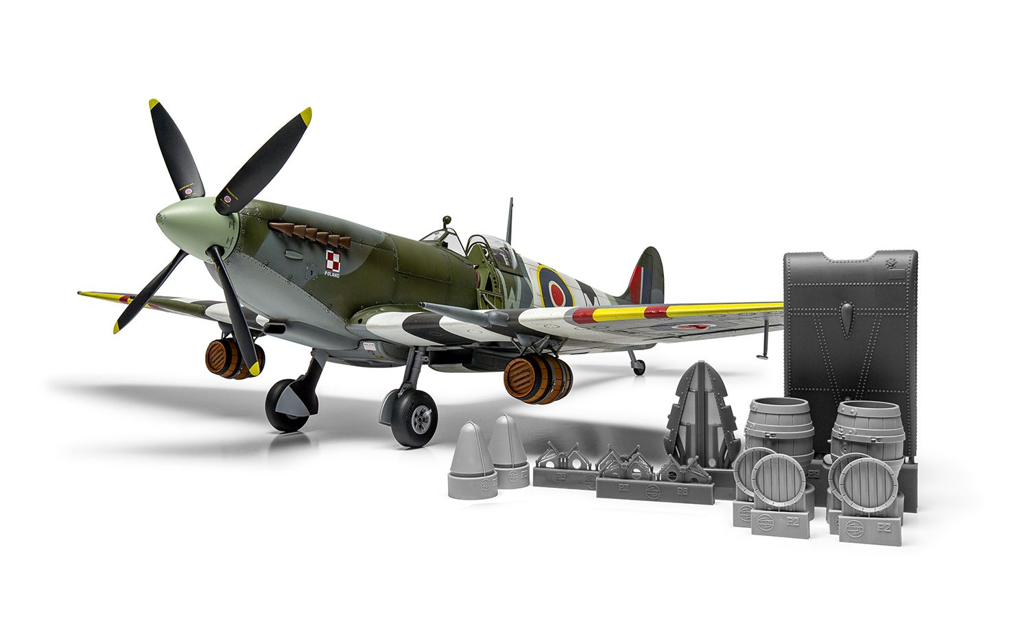 Airfix 1:24 Spitfire Mk.IXC - Flying Dray "beer delivery" A17001A