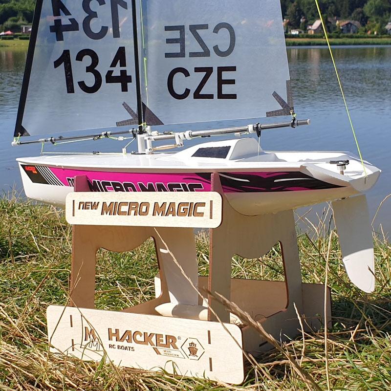 Hacker New Micro Magic 2020 Sailing Boat ARTR HCB2550A