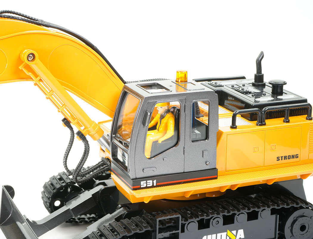 Huina 1/16 Scale RC Excavator 2.4G 11ch w/Die Cast Bucket CY1531