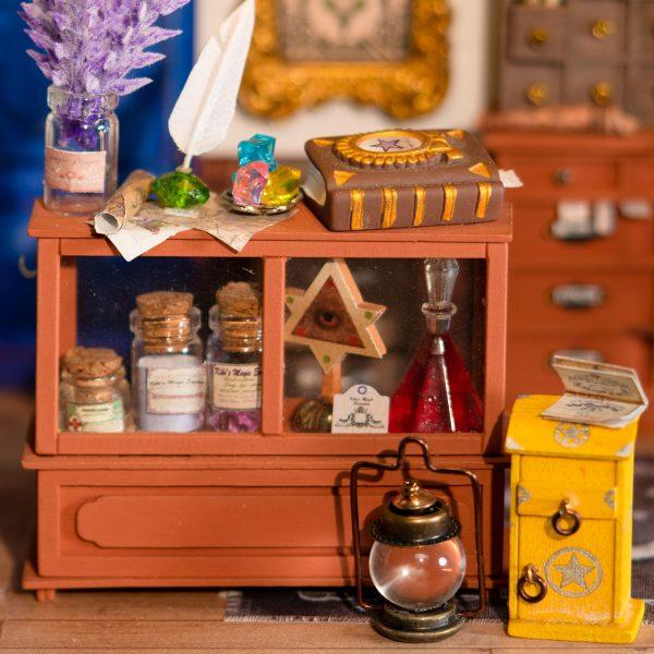 Rolife Alice’s Tea Store DIY Miniature House Kit DG156