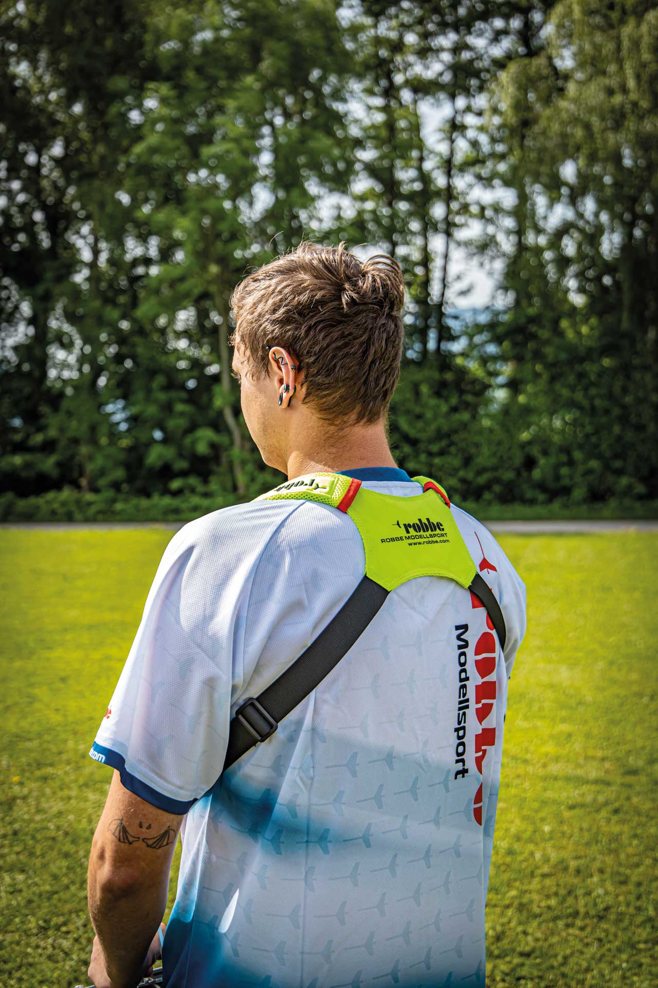 Robbe Transmitter Shoulder Strap, yellow/green (Cross-belt) 90340079