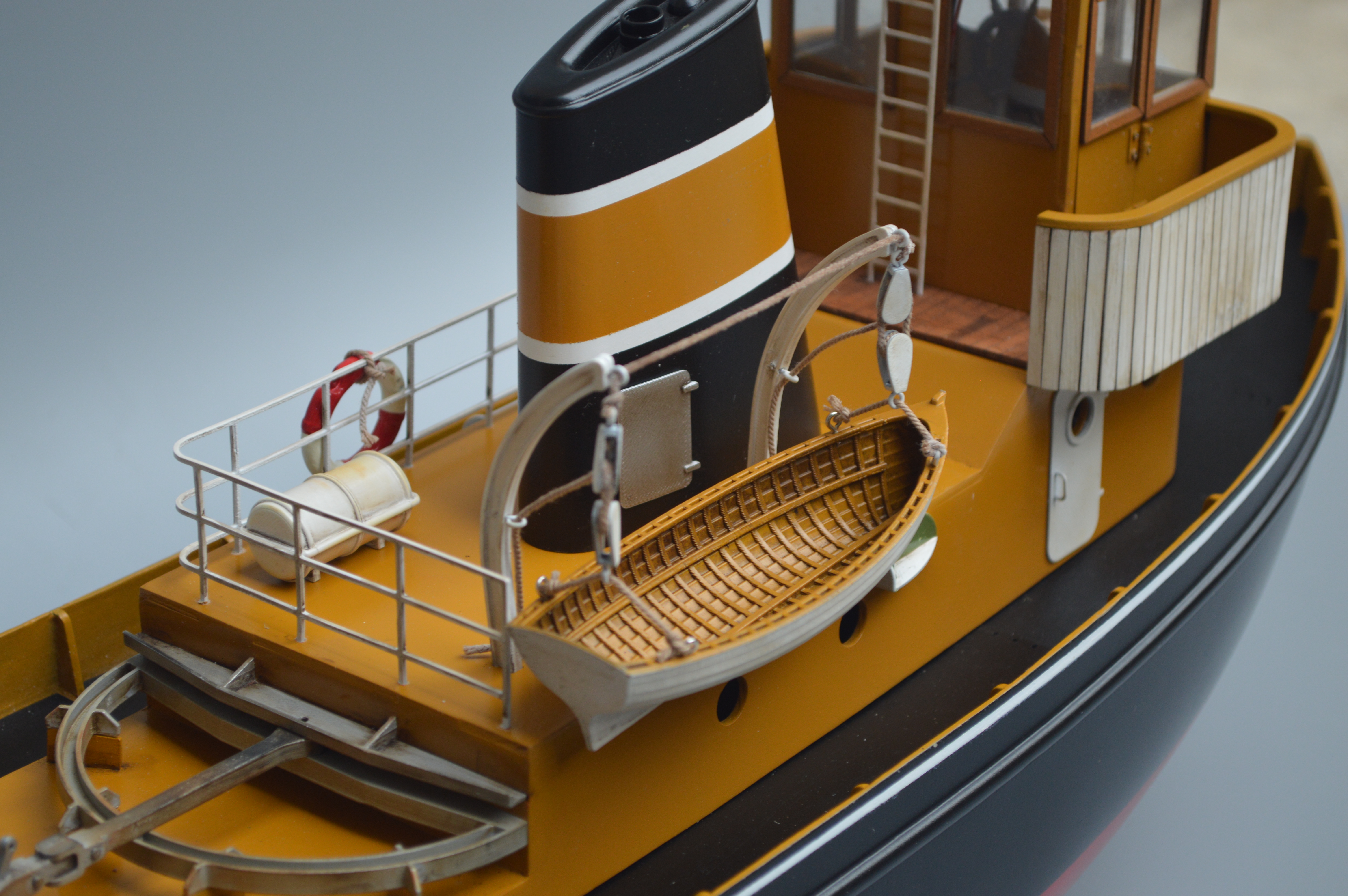 Tony Ray 1:20 SUNXXIV Tug Boat 720mm w/ Electronics [kit-to-build] TRBS053